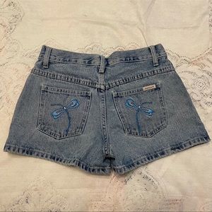 Vintage Zana Di Dragonfly Embroidered Jean Shorts